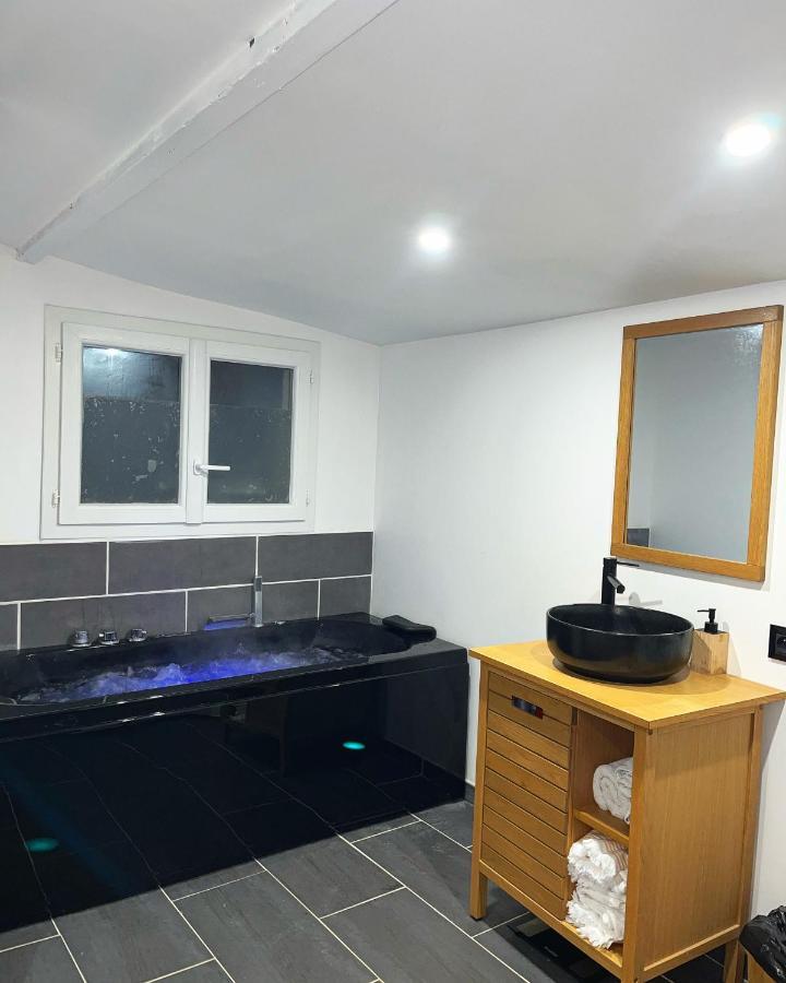 L'Oranger - Magnifique Studio Independant Sur Mougins Avec Jacuzzi Prive - Parking - Climatisation Экстерьер фото